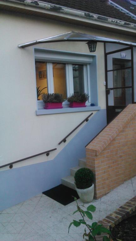 Chez Fred Bed & Breakfast Boursault Ruang foto