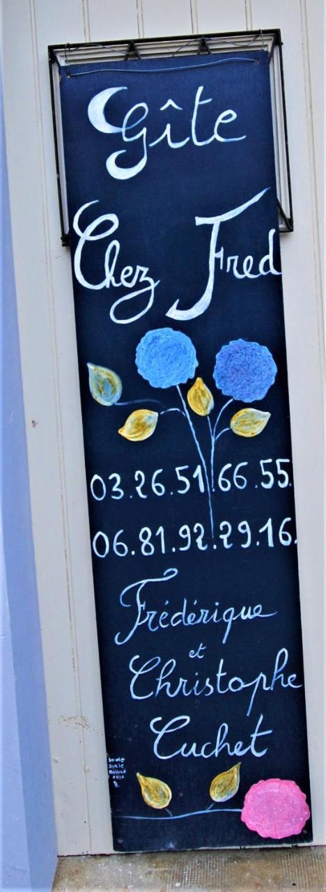 Chez Fred Bed & Breakfast Boursault Bagian luar foto